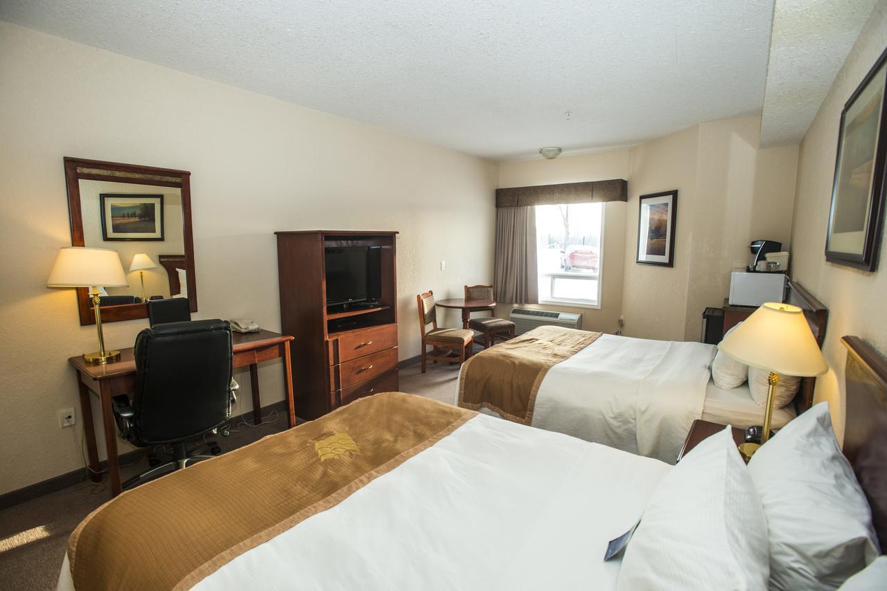 Lakeview Inns & Suites - Chetwynd Extérieur photo