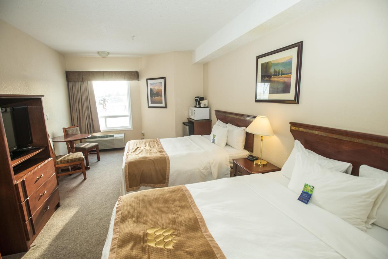 Lakeview Inns & Suites - Chetwynd Extérieur photo