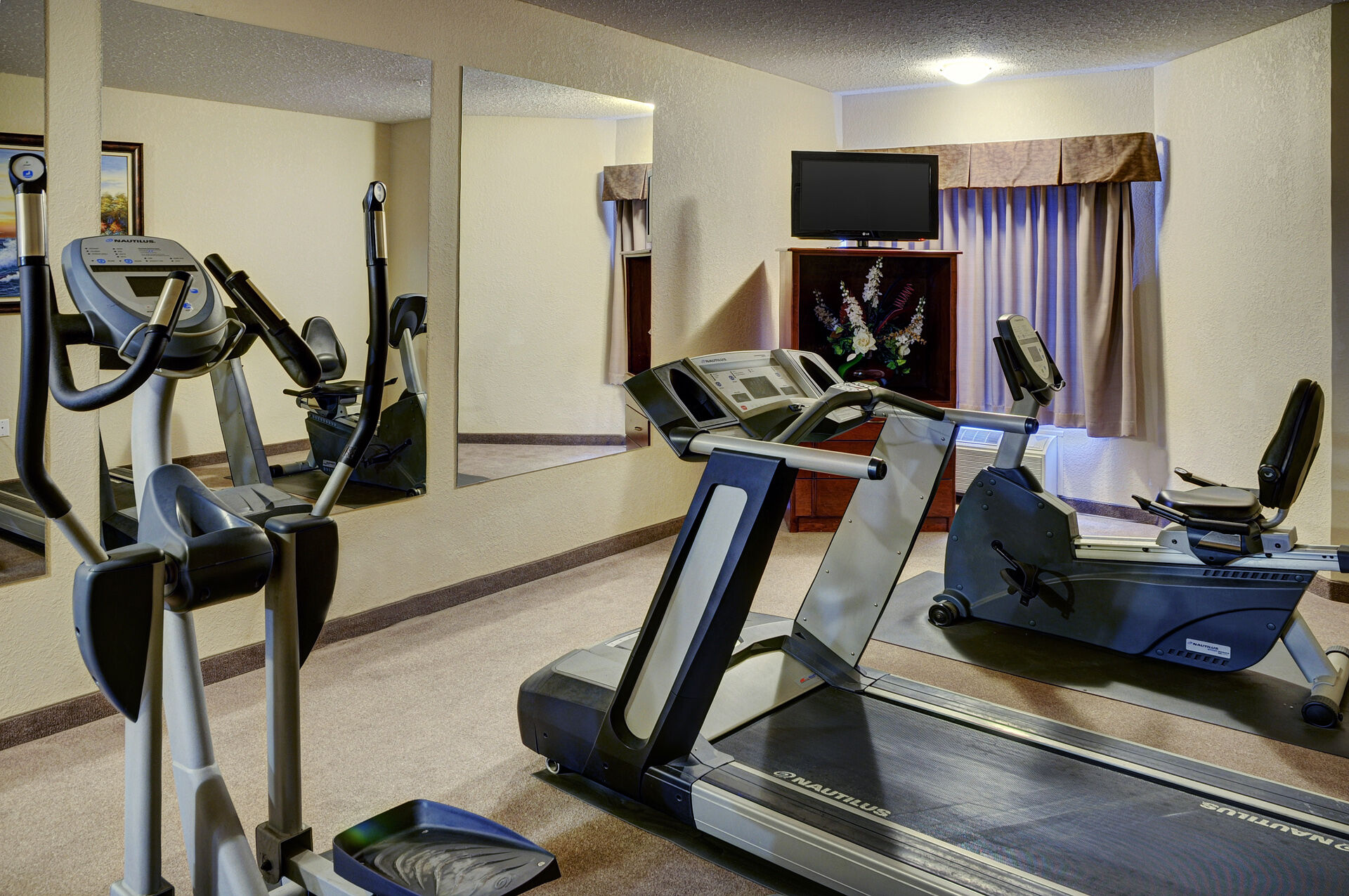 Lakeview Inns & Suites - Chetwynd Extérieur photo